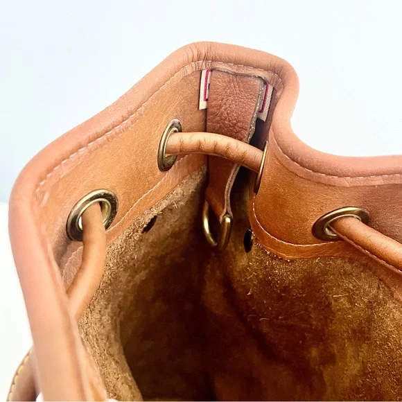 Vintage Dooney & Bourke British Tan Leather Drawstring Bucket Bag - Picture 12 of 14